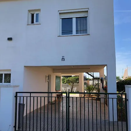 Apartment Aeroclub Ref002